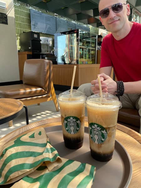 Hình ảnh Starbucks Fansipan - 4