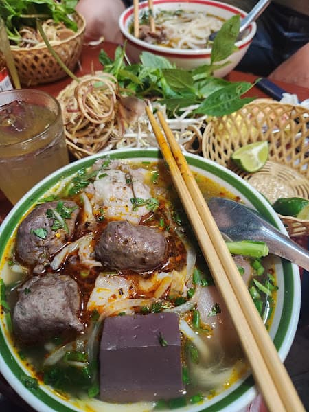 Hình ảnh Phở Bình - bún bò huế - 3