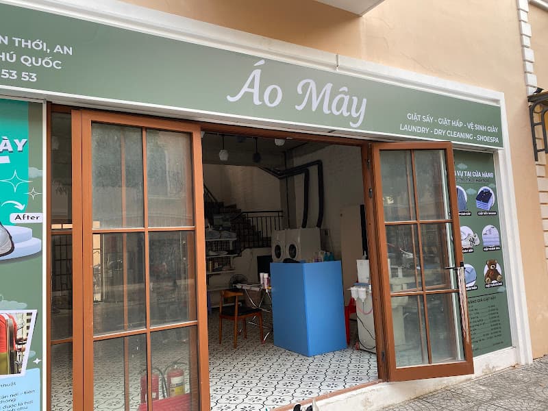 Áo Mây Phú Quốc Laundry, Shoesspa - Giặt Sấy Nhanh, Giặt Hấp, Vệ Sinh Giày