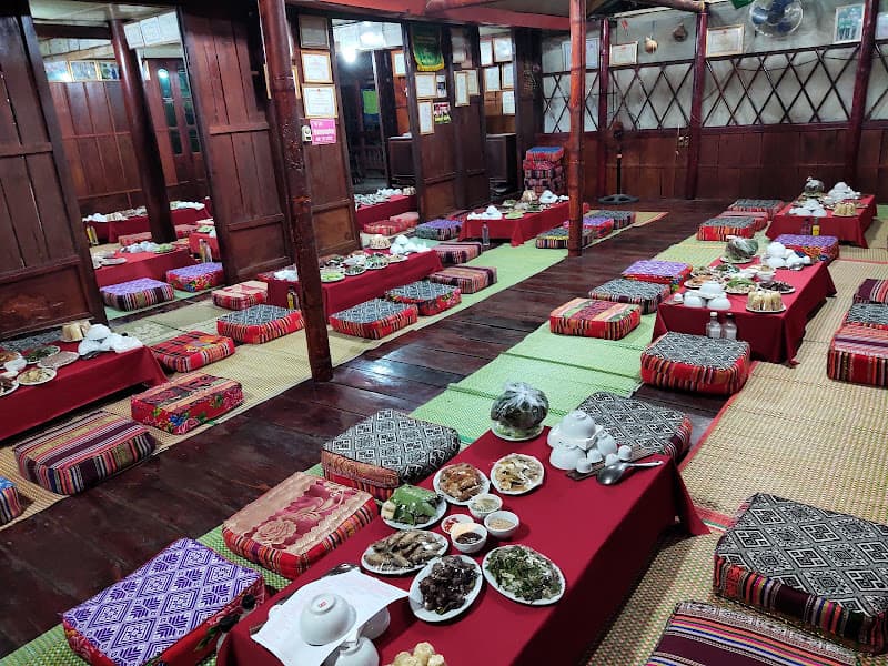 Nhà hàng Văn Phong