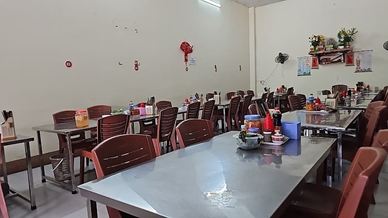 Phở Gà Hưởng Còi