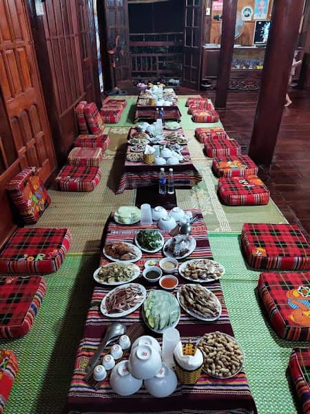 Hình ảnh Nhà hàng Văn Phong - 3
