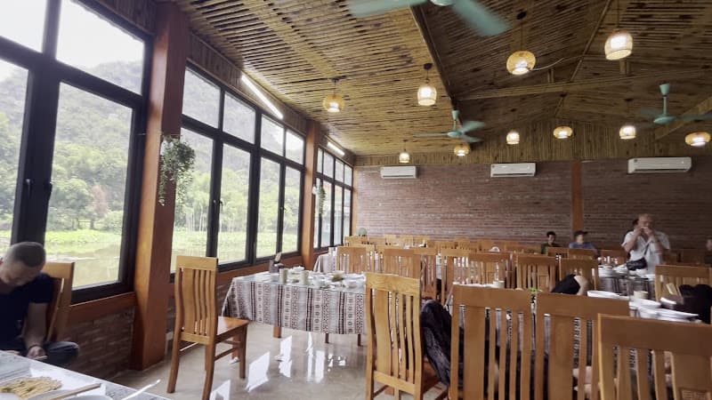 Hình ảnh Nhà Hàng Nguyên Huyền (Chuyên đồ ăn về Cá, Dê và đồ Đồng Quê) - 3