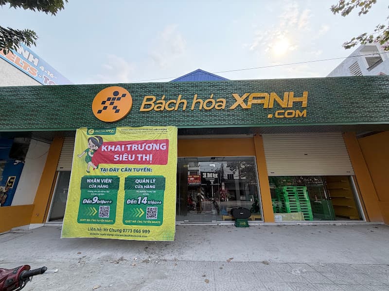 BÁCH HOÁ XANH Máng Nước