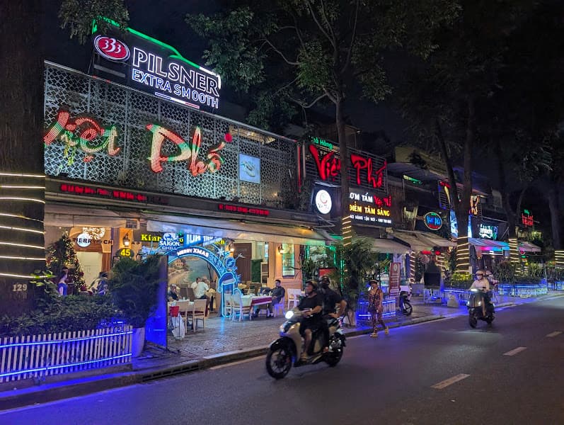 Hình ảnh Nhà hàng Việt Phố - 2