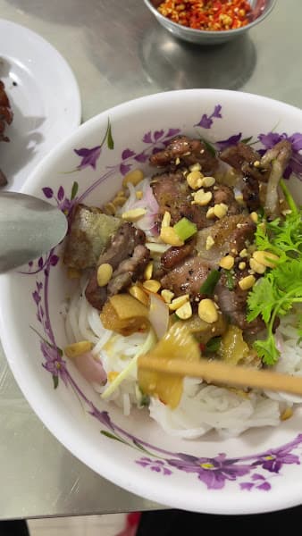Hình ảnh Bún thịt nướng Mai - 3