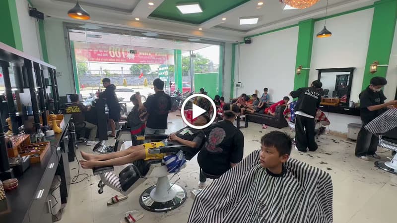 Hình ảnh A XUT BARBER STUDIO - 3