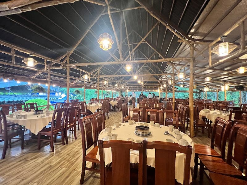 Ảnh bìa Nhà hàng Thung Lũng Trăm Năm