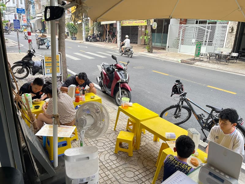 Hình ảnh Bánh Mì Hương Nhà - 6