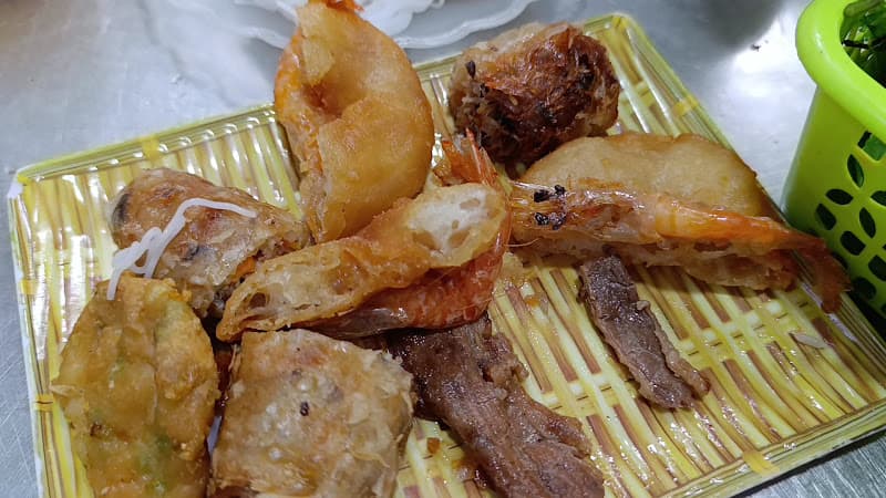 Hình ảnh Bún chả - Nem cua bể Hoàng Yến - 4