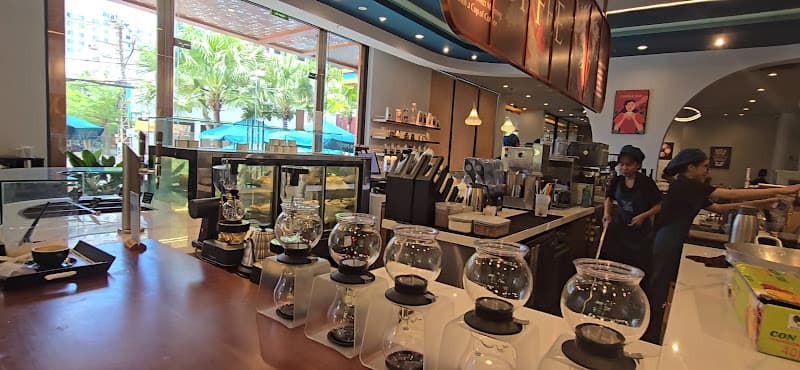 Hình ảnh The Cups Coffee Roastery - 3