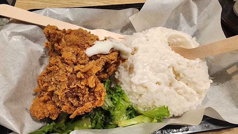 Hình ảnh McDonald's Phan Xích Long - 2