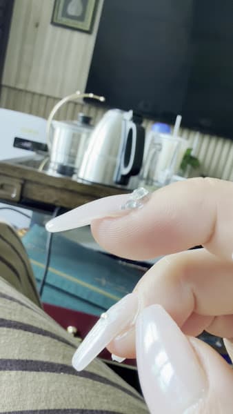 Hình ảnh Hans Beauty | Nail | Massage | Shampoo | Haircut Vinhomes - 3