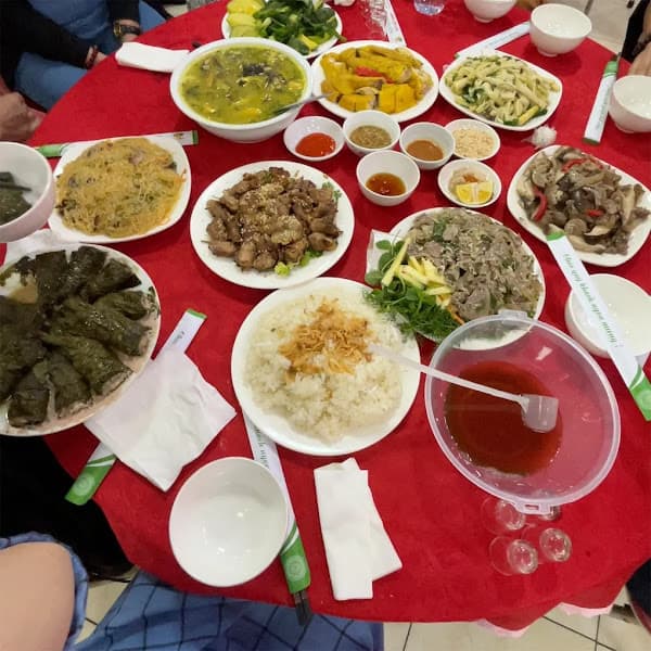 Hình ảnh Nhà hàng tây bắc xanh than Uyên - 4