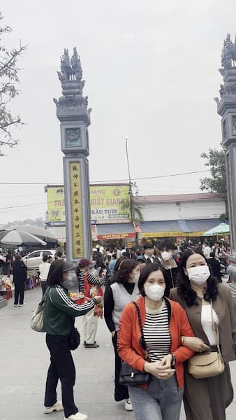 Hình ảnh Cổng Đền. Thờ Bà Chúa Kho - 3