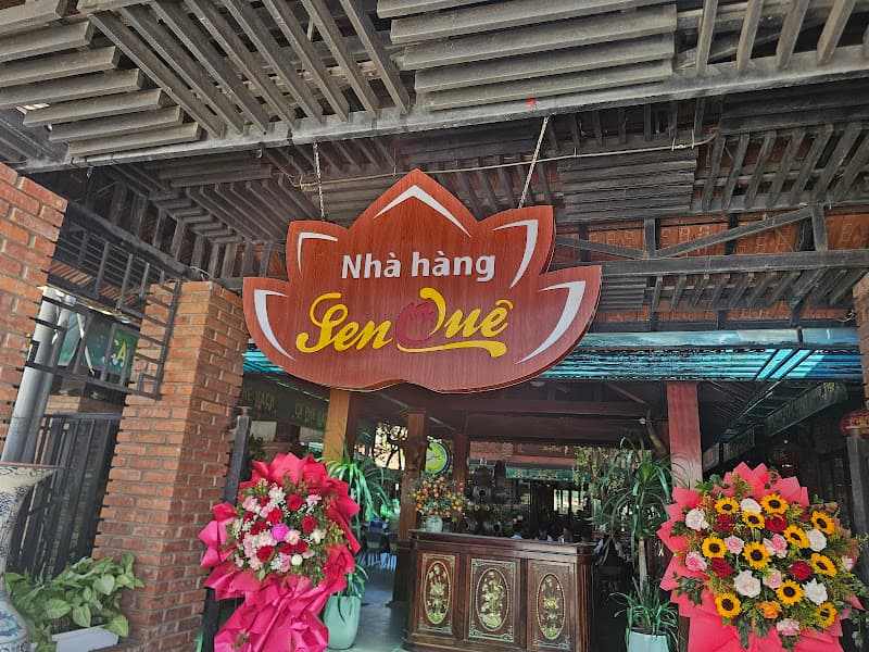 Nhà hàng Sen Quê