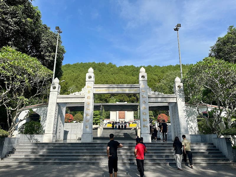 Hình ảnh Ban quản lý khu di tích lịch sử Ngã ba Đồng Lộc - 3