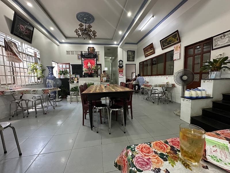 Ảnh bìa Quán cơm Tân Tân