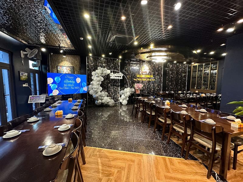 Nhà Hàng Hoà Bình Hải Phòng