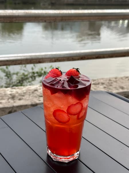 Hình ảnh Trình (Coffee and Tea) - 4