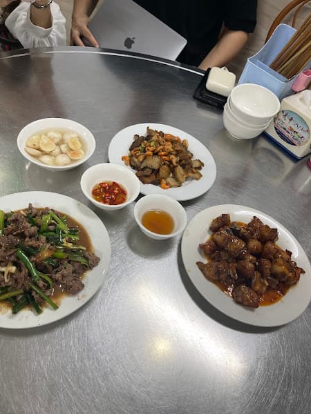 Hình ảnh Quán Cơm Ba Hương - 2