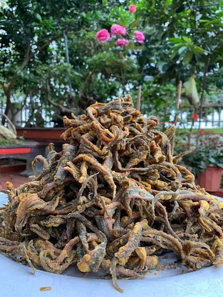 Lươn Khô Chiên Giòn Chiến Thắng