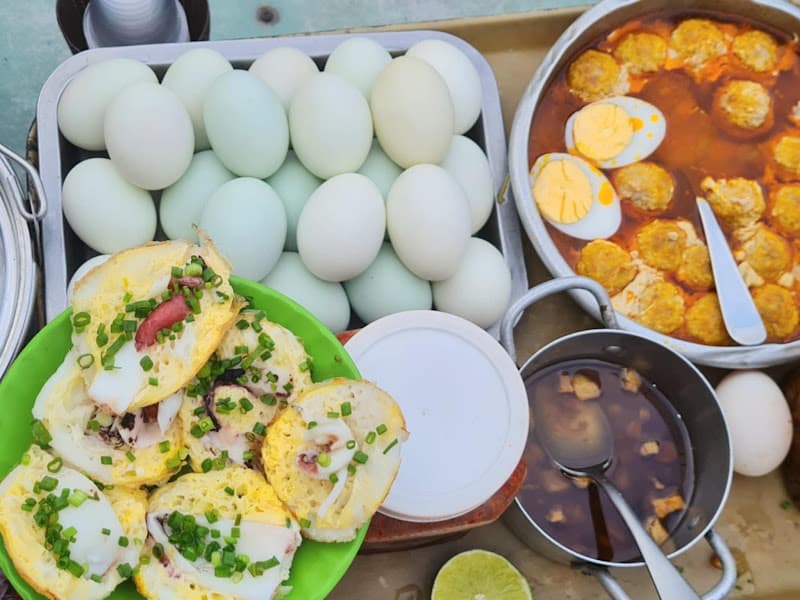 Hình ảnh Bánh Căn Cô Loan Giếng Làng Mũi Né - 6