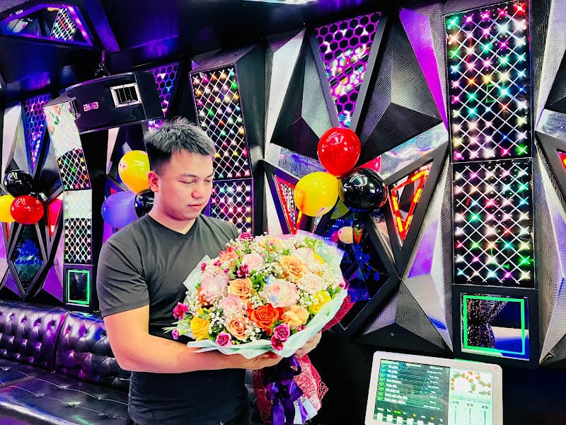 Hình ảnh Karaoke Family - 3