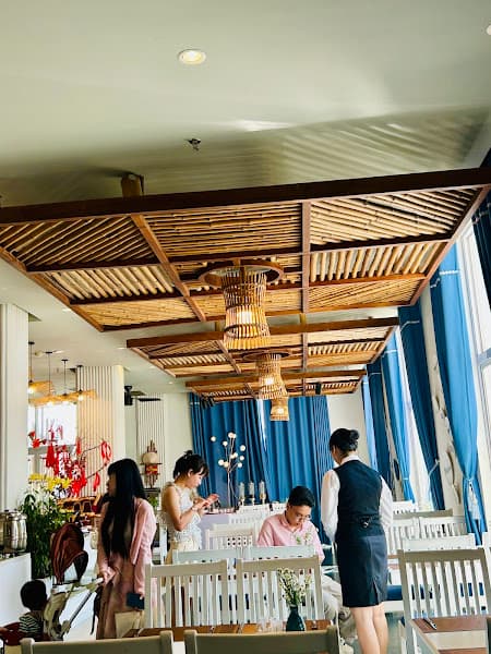 Hình ảnh Madam Chau - 4