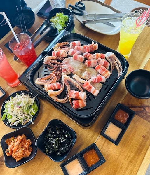 Hình ảnh Tiệm Nướng Lẩu Khói - Buffet BBQ and Hotpot - 3