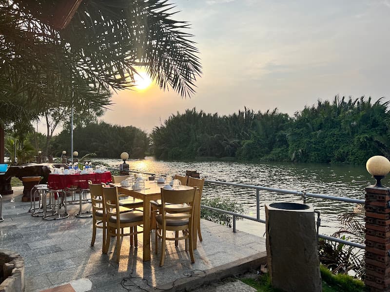 Ảnh bìa Nhà Hàng Sông Đồng Môn