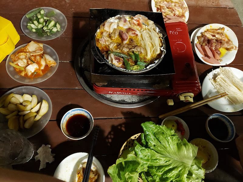 Hình ảnh Lẩu Nướng Táo Đỏ - 2