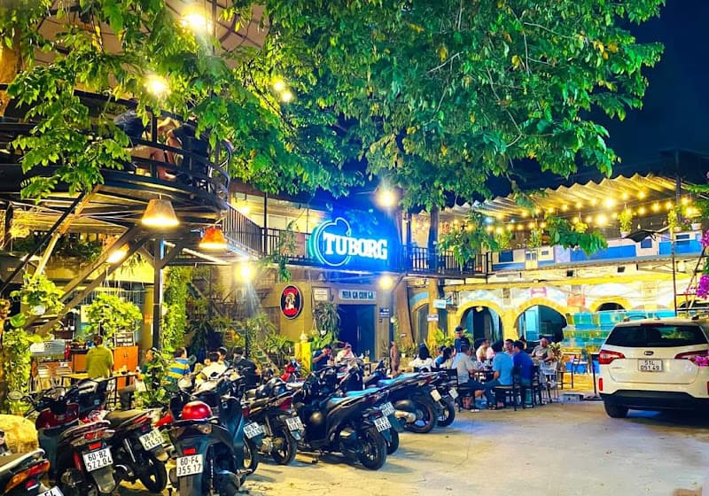 Hình ảnh Gà Tiềm Nhà Đôi 1 - 2