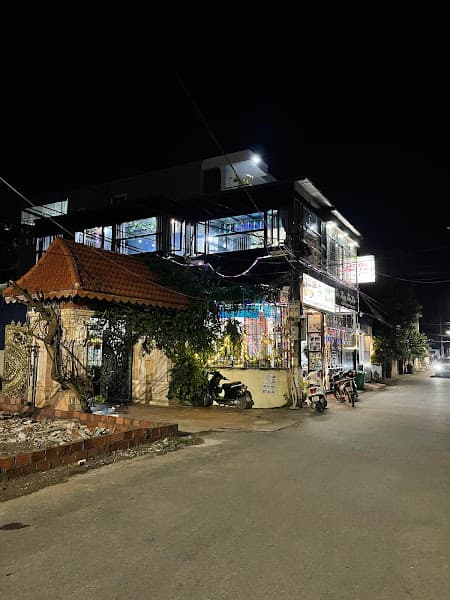 Tiệm Trà Cô Hương