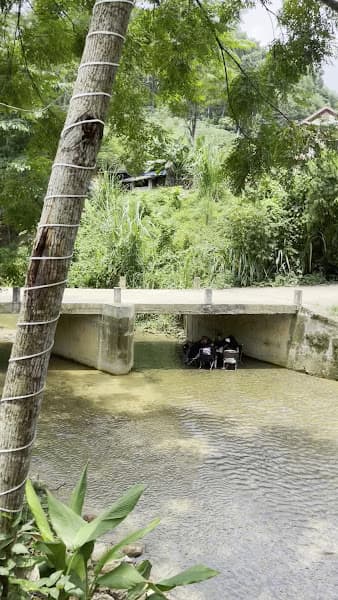 Hình ảnh Cafe bên suối - 3