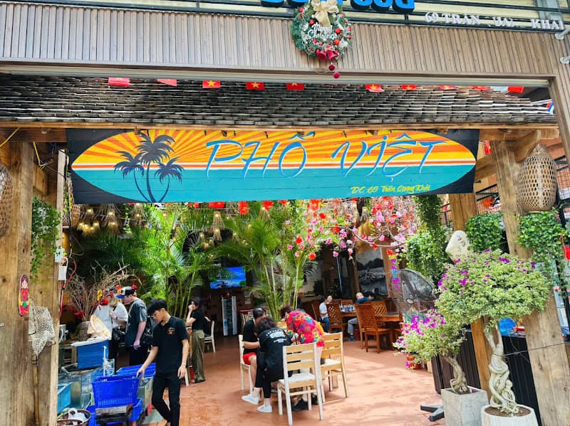 Nhà Hàng Hải Sản Phố Việt