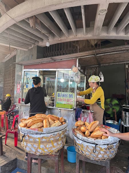 Ảnh bìa Bánh mì Bà Được