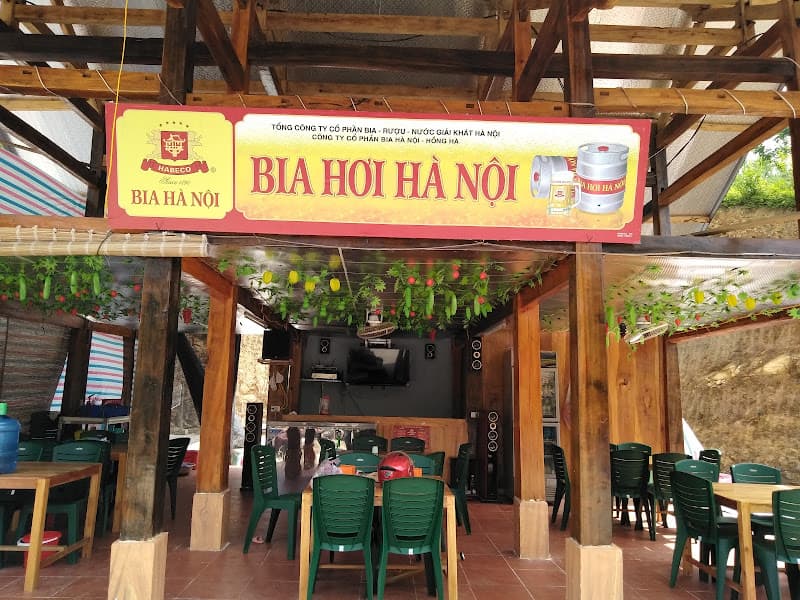 Quán Nhà Sàn Hiệp Cao Bồi