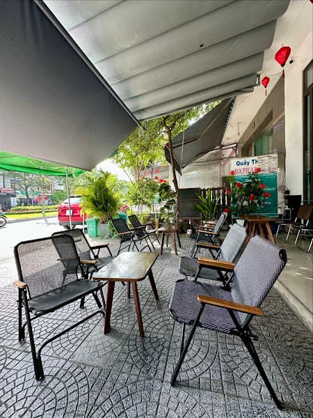 Hình ảnh Miu Coffee hay ngồi - 3