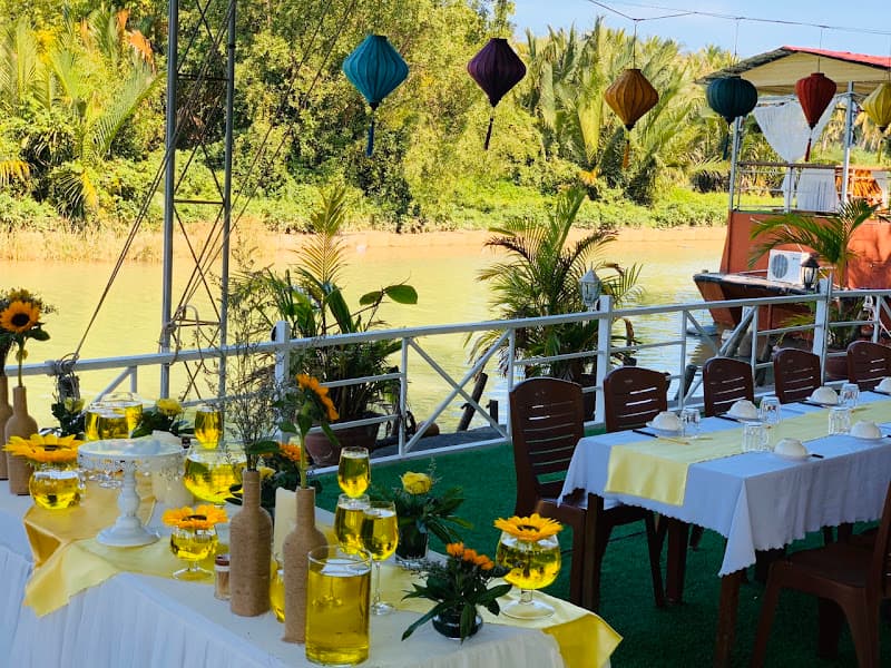 Ảnh bìa Nhà Hàng Khế Vàng