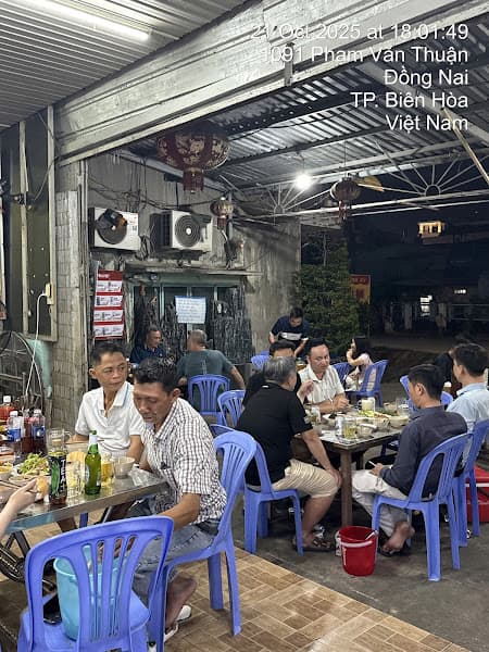 Quán ăn gia đình Đức Ký