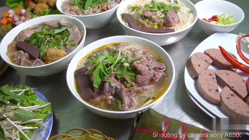 Hình ảnh Bún Bò Huế Tú và Mì Quảng Ba Chồng - 5