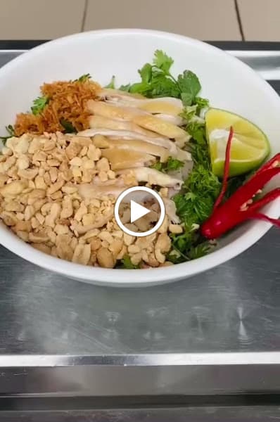 Hình ảnh Phở gà cô Tơm -289 Nguyễn Huệ-Lào Cai - 3