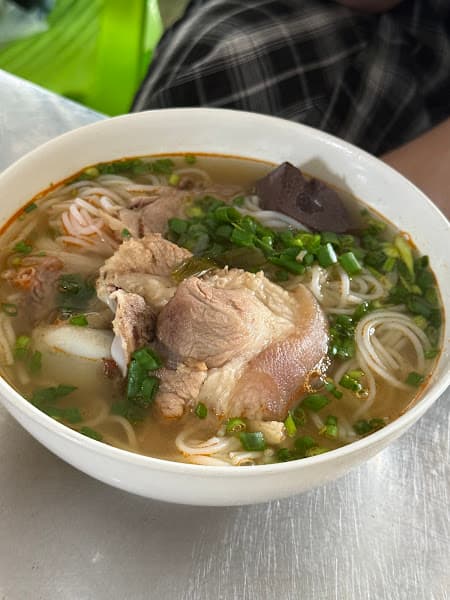 Hình ảnh Bún Bò Huế 145 Hùng Vương - 2