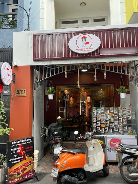 Hình ảnh Bánh mì Út Thương - 2