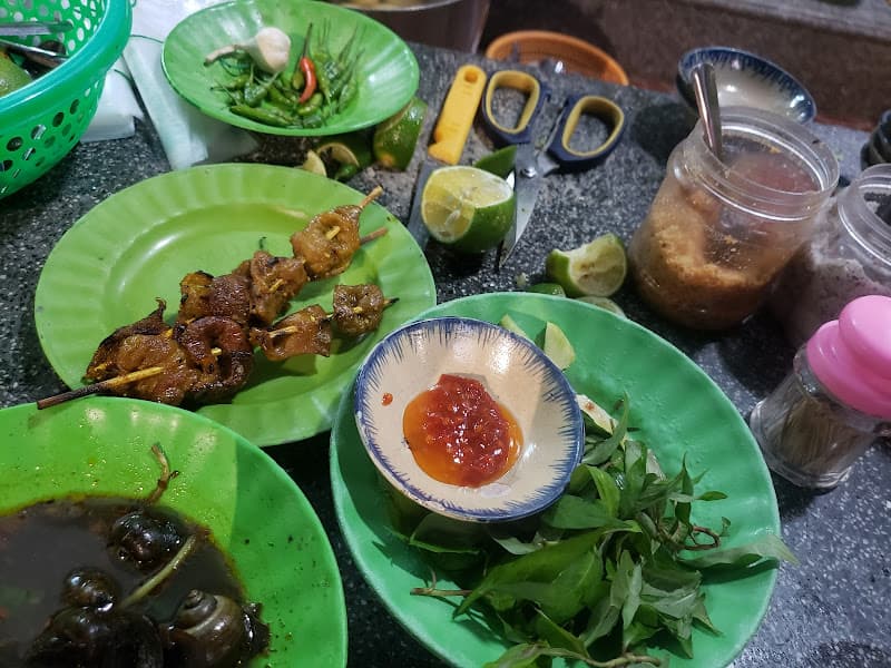 Hình ảnh Ốc um và ăn vặt - 3