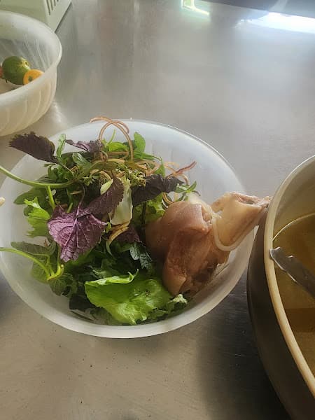 Hình ảnh Bún bò huế Thơm Sơn - 6