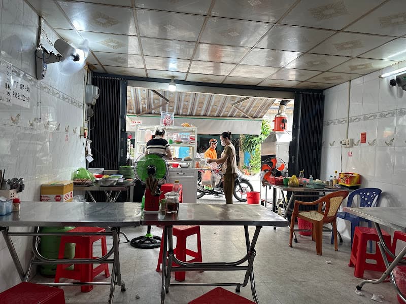 Hình ảnh Quán Cơm Tấm Huỳnh Long - 3