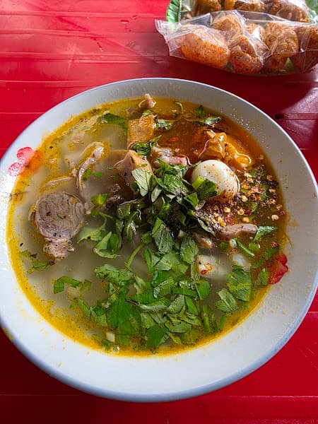 Bánh canh Phương Thuỷ nhà thờ Thanh Đức