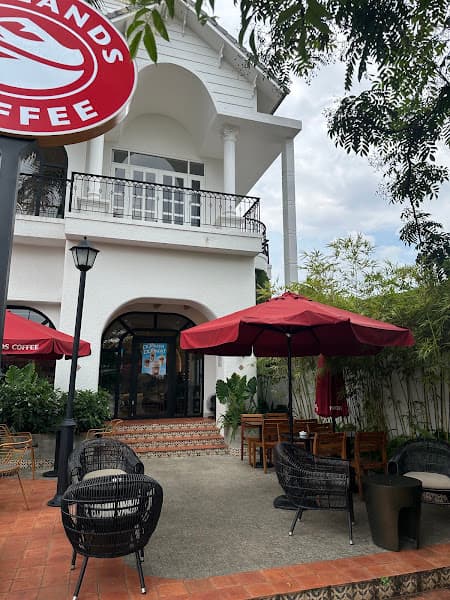 Ảnh bìa Highlands Coffee